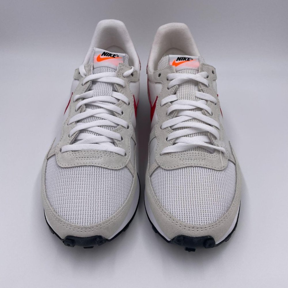 Nike Challenger White / Red Mens Shoes - Picture 3 of 8